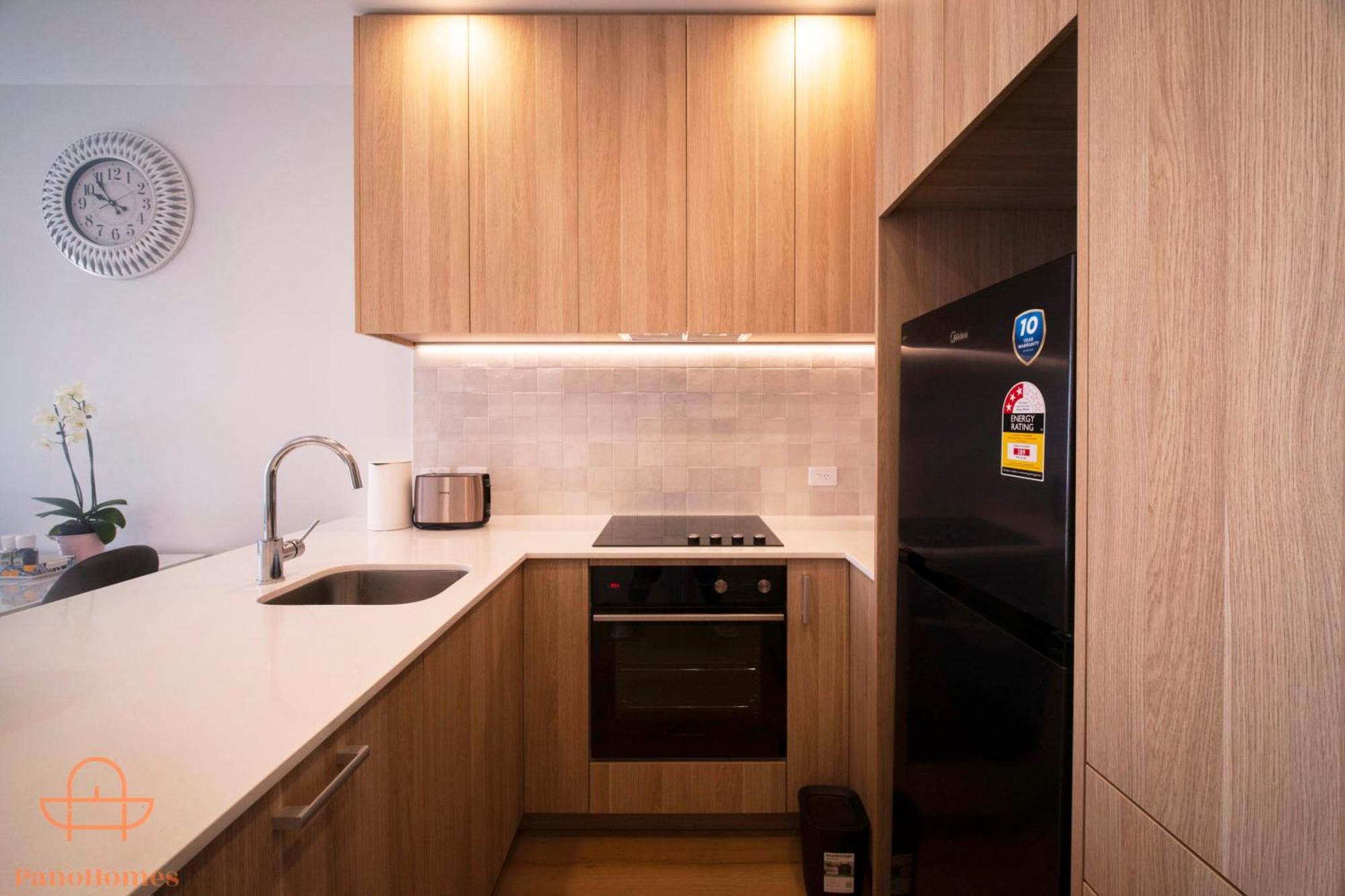 Modern Townhouse Close To City With Full Kitchen - Ellerslie Auckland Esterno foto
