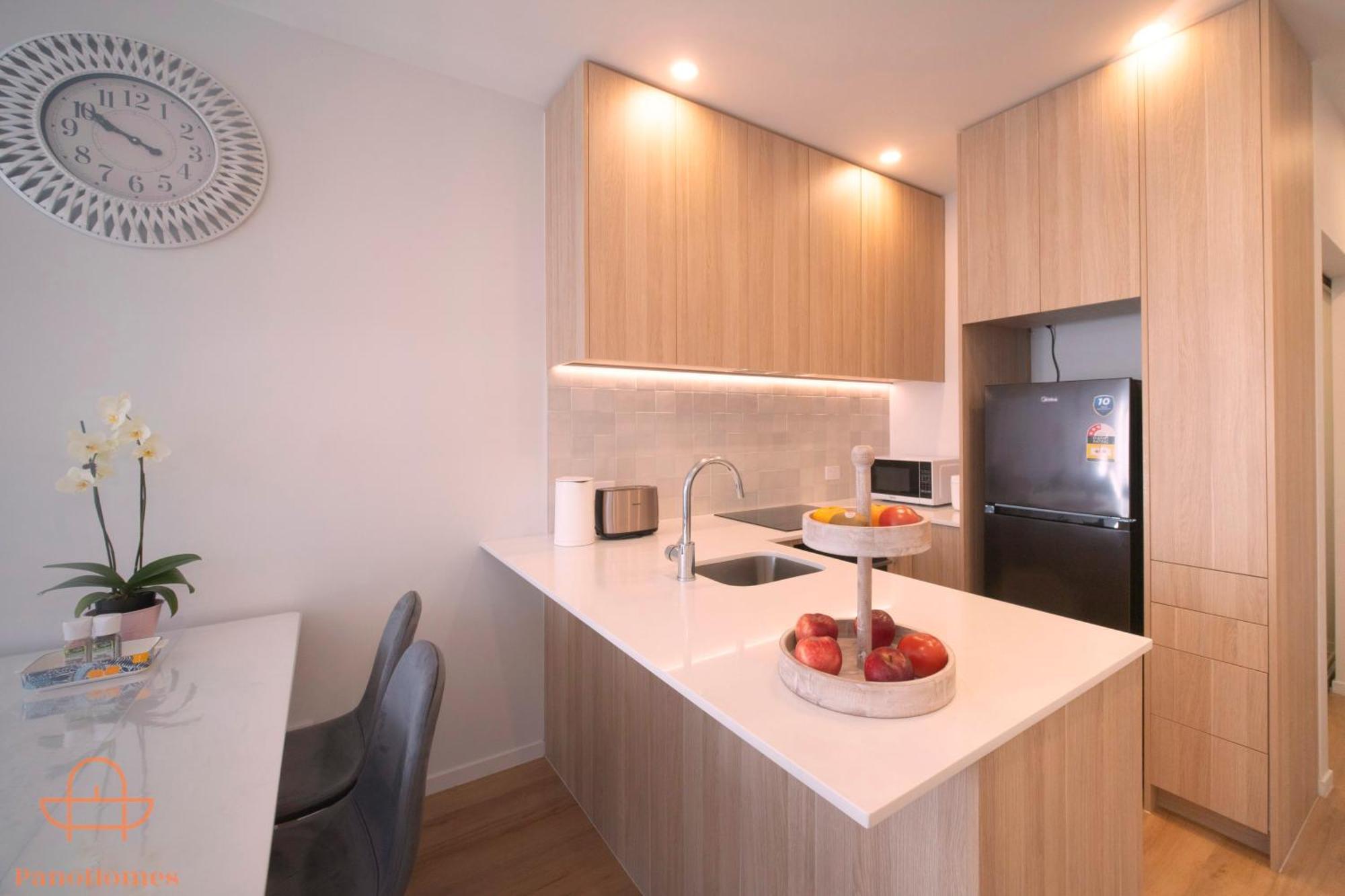 Modern Townhouse Close To City With Full Kitchen - Ellerslie Auckland Esterno foto